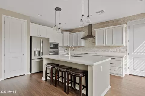 Kitchen - 3964 E Vest Ave, Gilbert, AZ 85295 photo 3 of 6