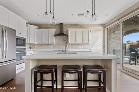 Kitchen - 3964 E Vest Ave, Gilbert, AZ 85295 photo 2 of 6