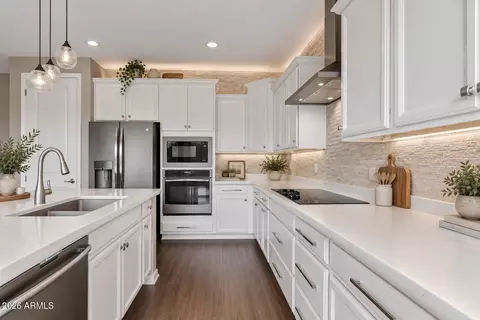 Kitchen - 3964 E Vest Ave, Gilbert, AZ 85295 photo 1 of 6