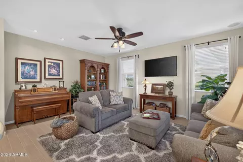 Living - 7424 E Olla Ave, Mesa, AZ 85212 photo 3 of 4