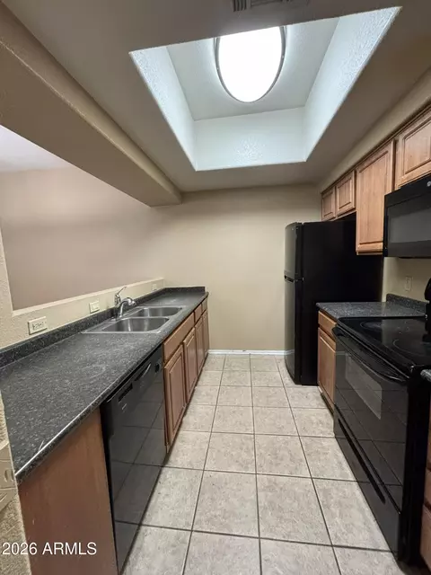 Kitchen - 3434 E Baseline Rd #204, Phoenix, AZ 85042 photo 2 of 2