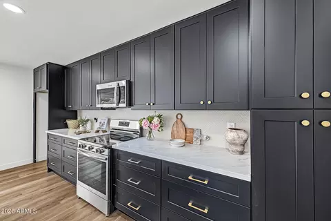 Kitchen - 735 E Gable Ave, Mesa, AZ 85204 photo 5 of 5
