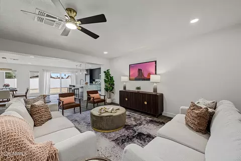 Living - 735 E Gable Ave, Mesa, AZ 85204 photo 1 of 3
