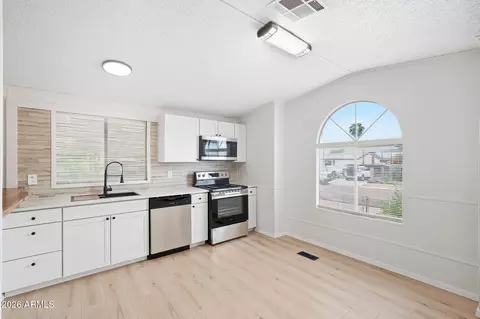 217 S 90th Pl, Mesa, AZ 85208 photo 13