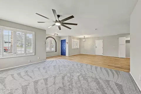 Living - 817 E Cheryl Dr, Phoenix, AZ 85020 photo 2 of 3