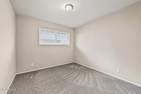 Bedroom - 817 E Cheryl Dr, Phoenix, AZ 85020 photo 5 of 6