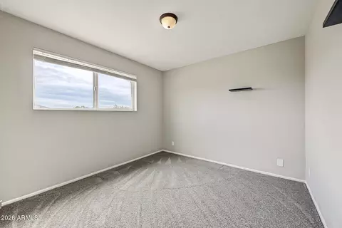 Bedroom - 817 E Cheryl Dr, Phoenix, AZ 85020 photo 6 of 6