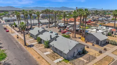 View/Area - 2102 W Adams St, Phoenix, AZ 85009 photo 1 of 3