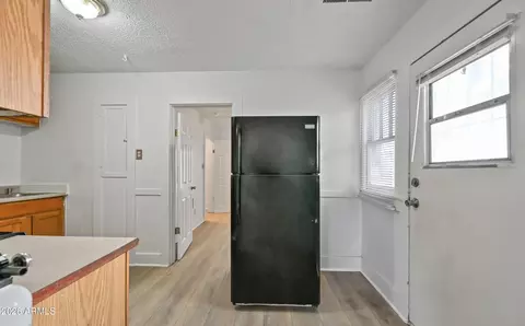 Entry Way - 2102 W Adams St, Phoenix, AZ 85009 photo 1 of 3