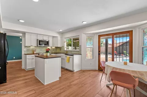 Kitchen - 14435 S 35th St, Phoenix, AZ 85044 photo 1 of 4