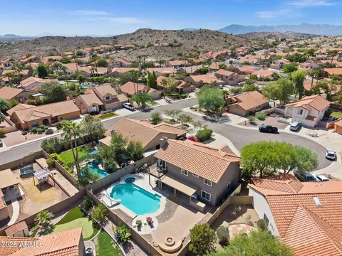 View/Area - 14435 S 35th St, Phoenix, AZ 85044 photo 2 of 11
