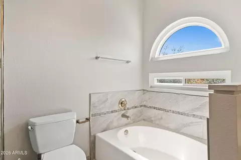 Bath - 14435 S 35th St, Phoenix, AZ 85044 photo 3 of 5