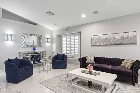 Living - 2011 E Renee Dr, Phoenix, AZ 85024 photo 1 of 3