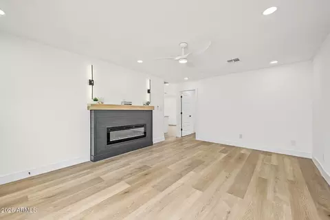 Living - 7727 W Weldon Ave, Phoenix, AZ 85033 photo 3 of 4