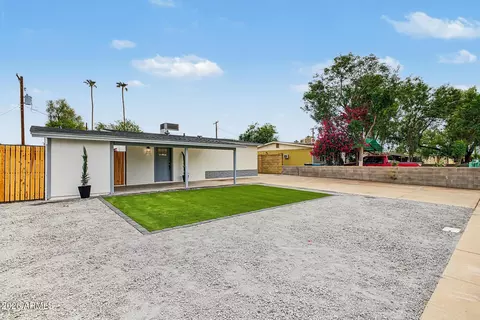 Exterior - 7727 W Weldon Ave, Phoenix, AZ 85033 photo 2 of 10