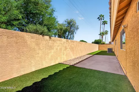 Exterior - 836 E Audrey Ln, Phoenix, AZ 85022 photo 4 of 6