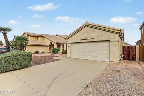 1050 W Whitten St, Chandler, AZ 85224