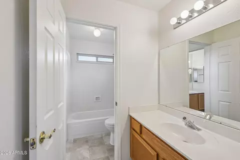 Bath - 4512 E Mountain Sky Ave, Phoenix, AZ 85044 photo 3 of 6