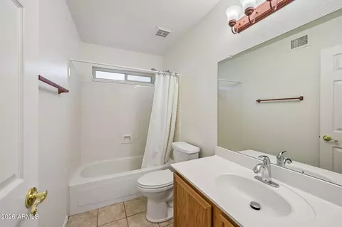 Bath - 4512 E Mountain Sky Ave, Phoenix, AZ 85044 photo 6 of 6