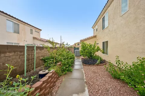 Exterior - 4512 E Mountain Sky Ave, Phoenix, AZ 85044 photo 10 of 13