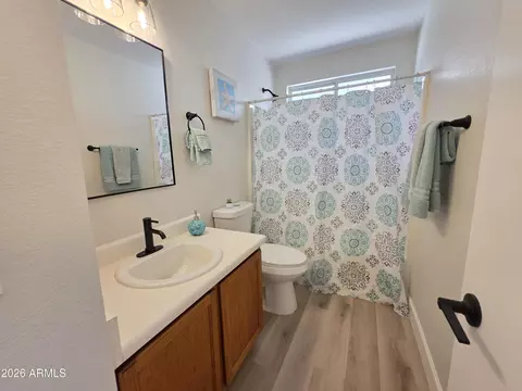Bath - 8415 W Berkeley Rd, Phoenix, AZ 85037 photo 1 of 2