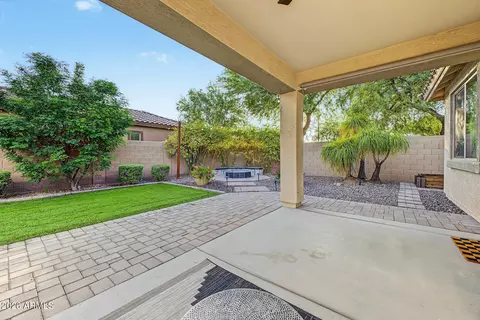 Exterior - 1059 E Rojo Way, Gilbert, AZ 85297 photo 18 of 21