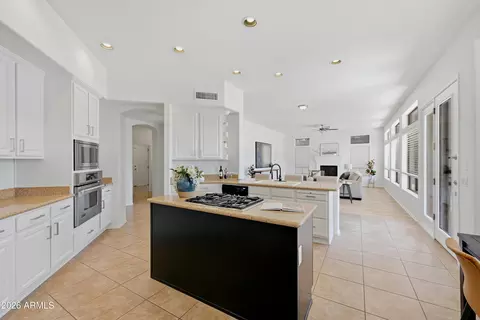 Kitchen - 8219 E Tesoro Cir, Mesa, AZ 85207 photo 2 of 4
