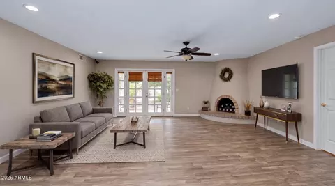 14256 N 60th St, Scottsdale, AZ 85254