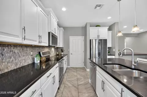 Kitchen - 22768 W Moonlight Path, Buckeye, AZ 85326 photo 3 of 7