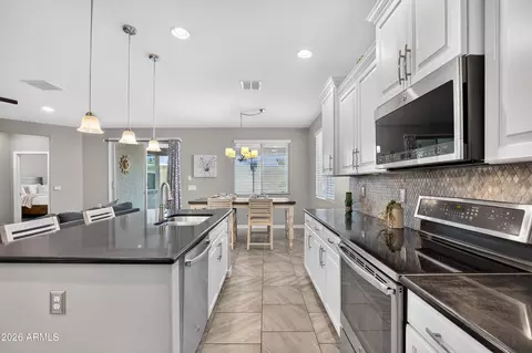 Kitchen - 22768 W Moonlight Path, Buckeye, AZ 85326 photo 5 of 7