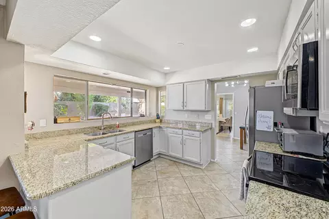Kitchen - 3708 E Renee Dr, Phoenix, AZ 85050 photo 2 of 4