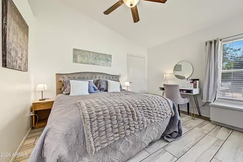 Bedroom - 3708 E Renee Dr, Phoenix, AZ 85050 photo 3 of 6