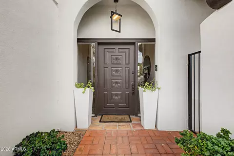 Entry Way - 3169 E Berridge Ln, Phoenix, AZ 85016 photo 2 of 4