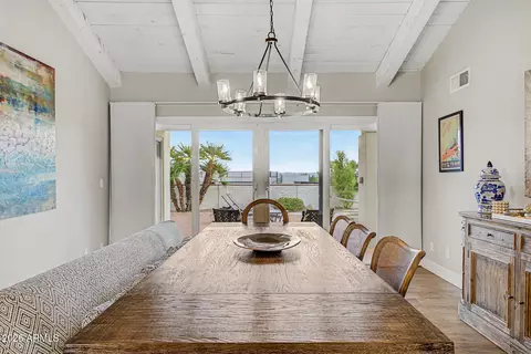 Dining - 3169 E Berridge Ln, Phoenix, AZ 85016 photo 3 of 3
