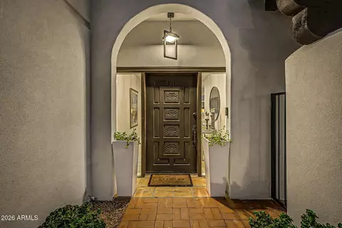 Entry Way - 3169 E Berridge Ln, Phoenix, AZ 85016 photo 1 of 4