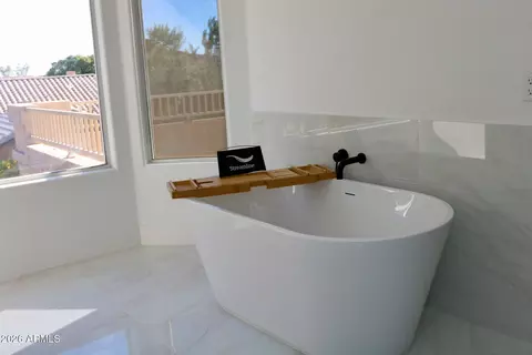 Bath - 1849 E Windmere Dr, Phoenix, AZ 85048 photo 1 of 13