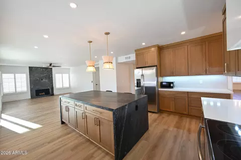 Kitchen - 1849 E Windmere Dr, Phoenix, AZ 85048 photo 7 of 7