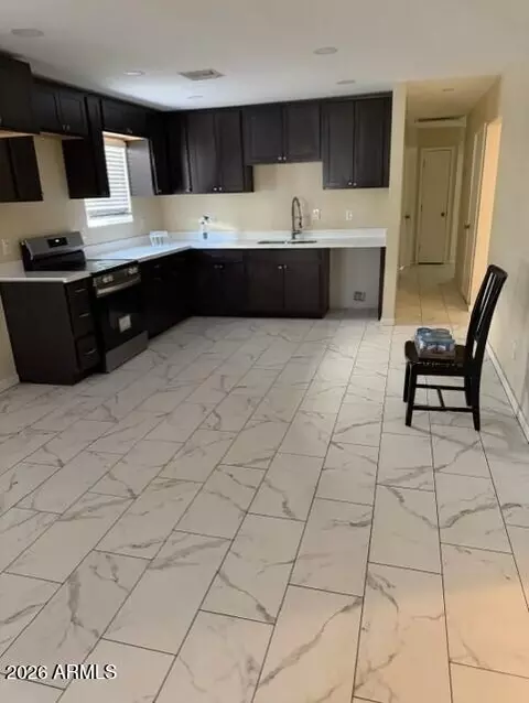 Other - 2904 W Cactus Rd, Phoenix, AZ 85029 photo 2 of 13