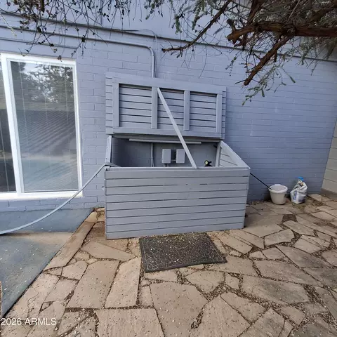 Exterior - 643 E Wesleyan Dr, Tempe, AZ 85282 photo 5 of 9