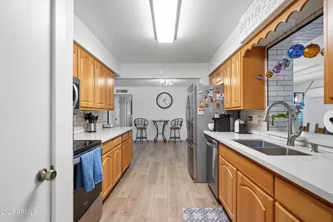 Kitchen - 5113 E Florian Ave, Mesa, AZ 85206 photo 1 of 2