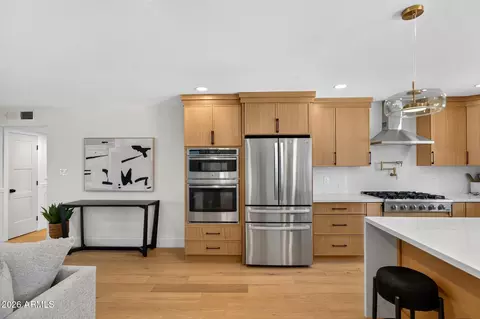 Kitchen - 1127 E Watson Dr, Tempe, AZ 85283 photo 6 of 9
