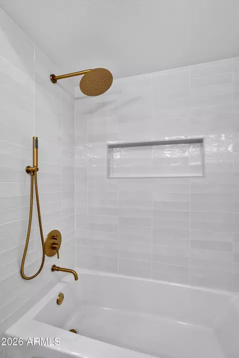 Bath - 1127 E Watson Dr, Tempe, AZ 85283 photo 7 of 7