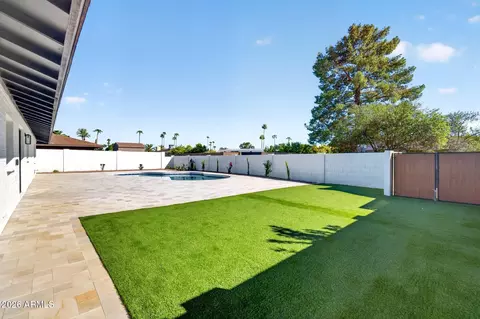 Exterior - 1127 E Watson Dr, Tempe, AZ 85283 photo 6 of 8