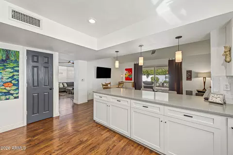 Kitchen - 119 S Ocean Dr, Gilbert, AZ 85233 photo 6 of 6