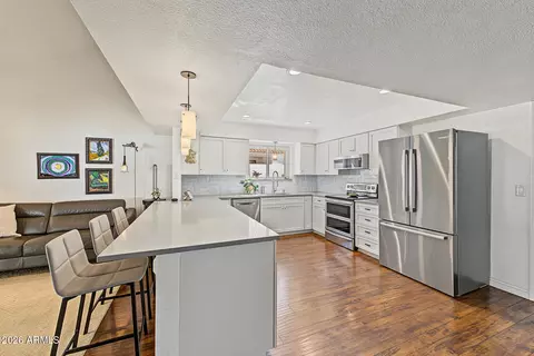 Kitchen - 119 S Ocean Dr, Gilbert, AZ 85233 photo 5 of 6