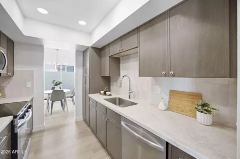 Kitchen - 920 E Michigan Ave, Phoenix, AZ 85022 photo 4 of 4