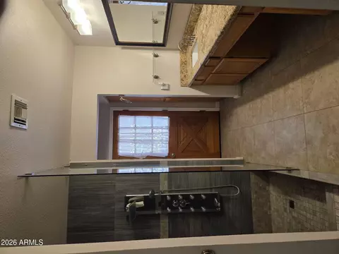 Bath - 728 E Kings Ave, Phoenix, AZ 85022 photo 1 of 3