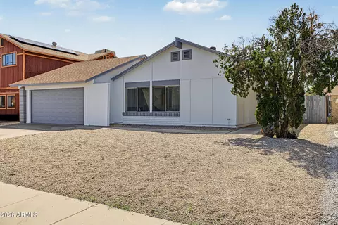 Exterior - 4211 E Vineyard Rd, Phoenix, AZ 85042 photo 3 of 7