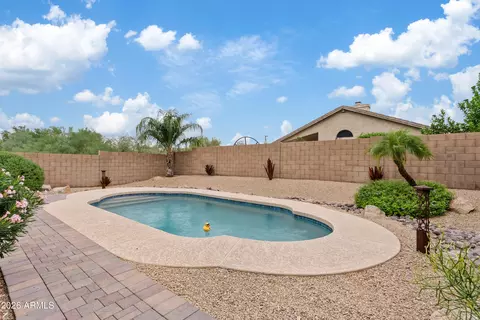 Exterior - 4304 E Abraham Ln, Phoenix, AZ 85050 photo 8 of 8