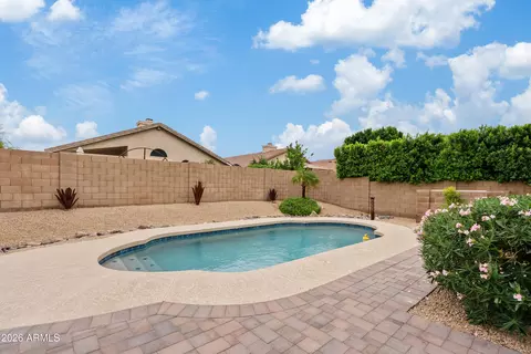 Exterior - 4304 E Abraham Ln, Phoenix, AZ 85050 photo 3 of 8